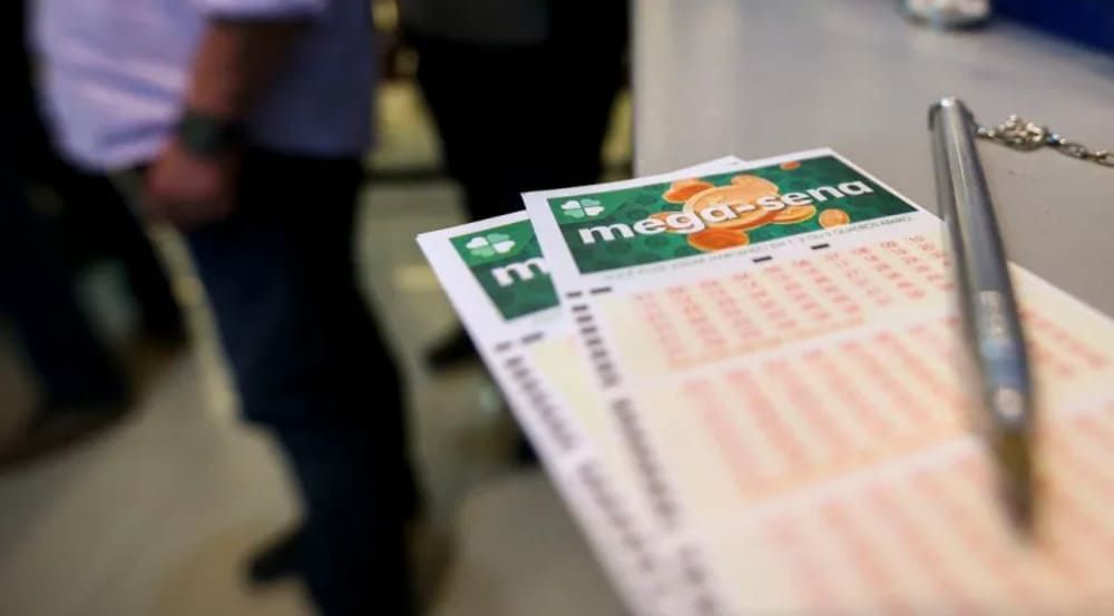 Mega-Sena 2761: sorteio desta terça (13) tem prêmio estimado em R$ 43 milhões