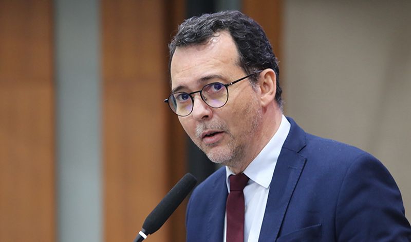 Lúdio Cabral espera definição rápida para candidatura em Cuiabá