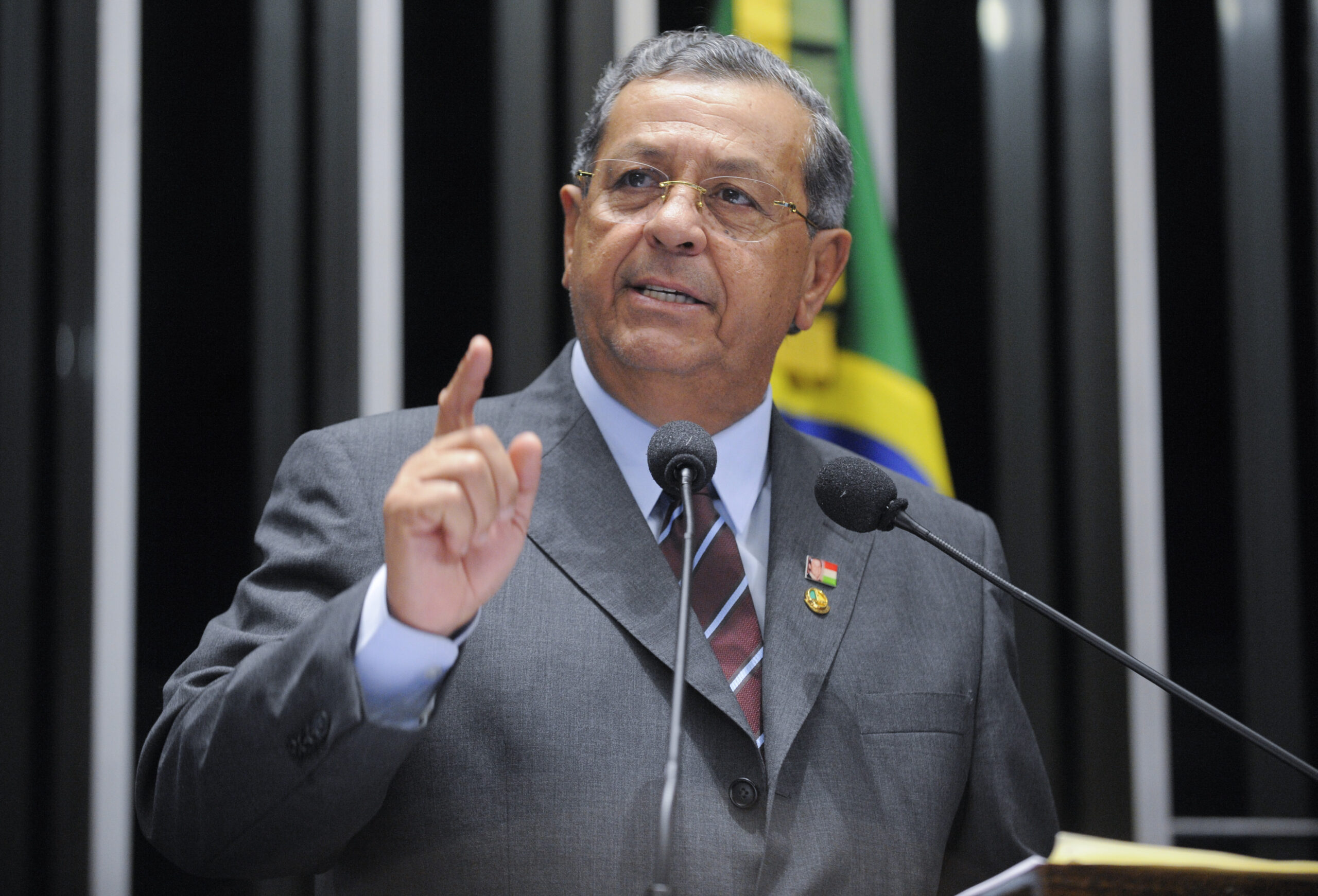 Vice na chapa de Kalil será escolhido por consenso entre partidos, afirma Jayme Campos