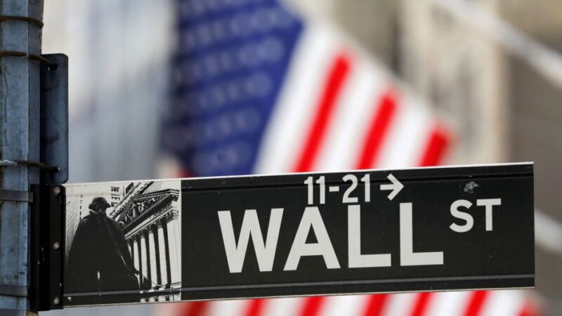 Wall Street: Dow Jones e S&P 500 têm pior dia desde 2022 por temor de recessão nos EUA