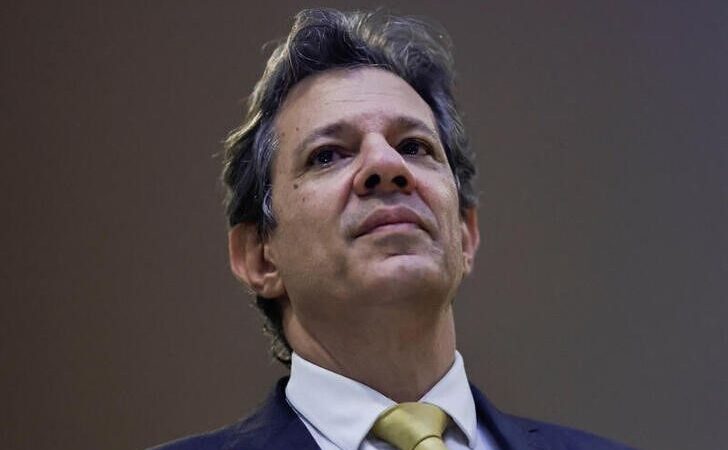 Haddad diz ter medida para compensar desoneração da folha em 2025 e apresentará a Lula