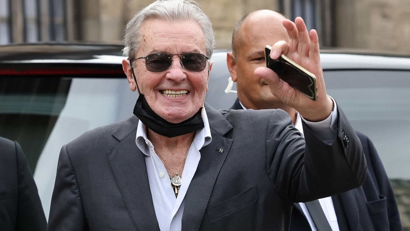 Alain Delon enfrentava problemas de saúde e queria morrer por suicídio assistido – Jornal Advogado – Em Mato Grosso