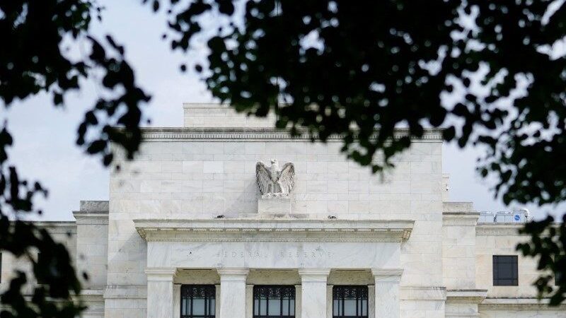 Apesar da queda generalizada das bolsas, é pouco provável que o Fed adiante corte de juros