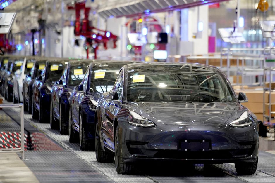 Carros da Tesla fabricados na China terão sobretaxa menor da UE