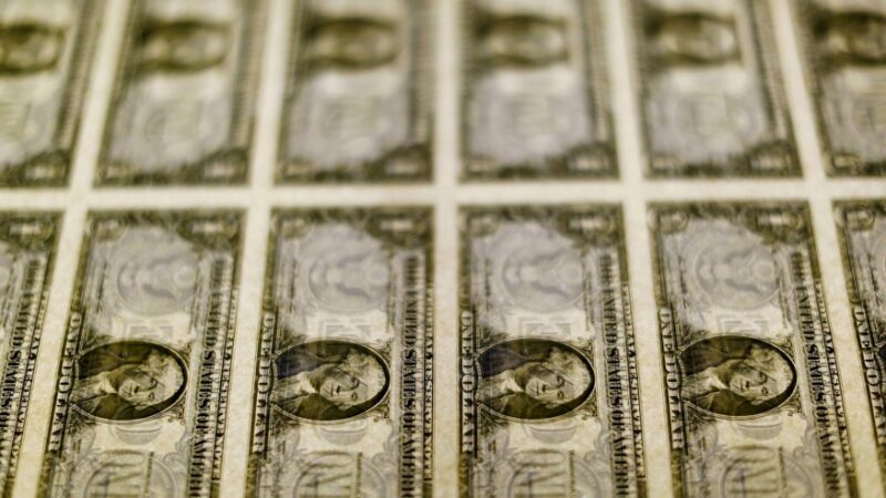 Fluxo cambial até 2 de agosto é positivo em US$ 13,716 bi, diz BC