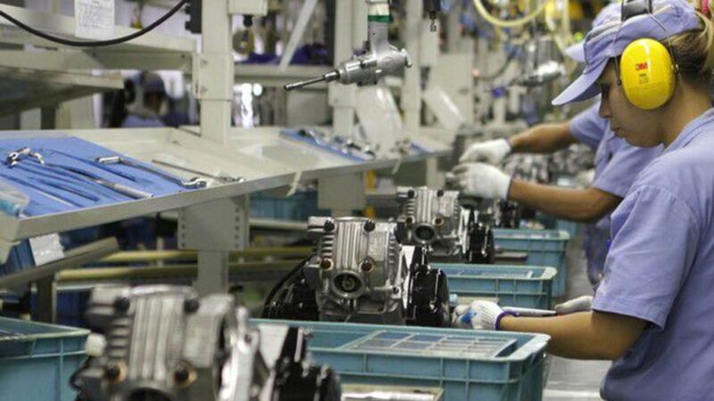 Produção industrial sobe 4,1% em junho com retomada no RS, maior alta em quatro anos