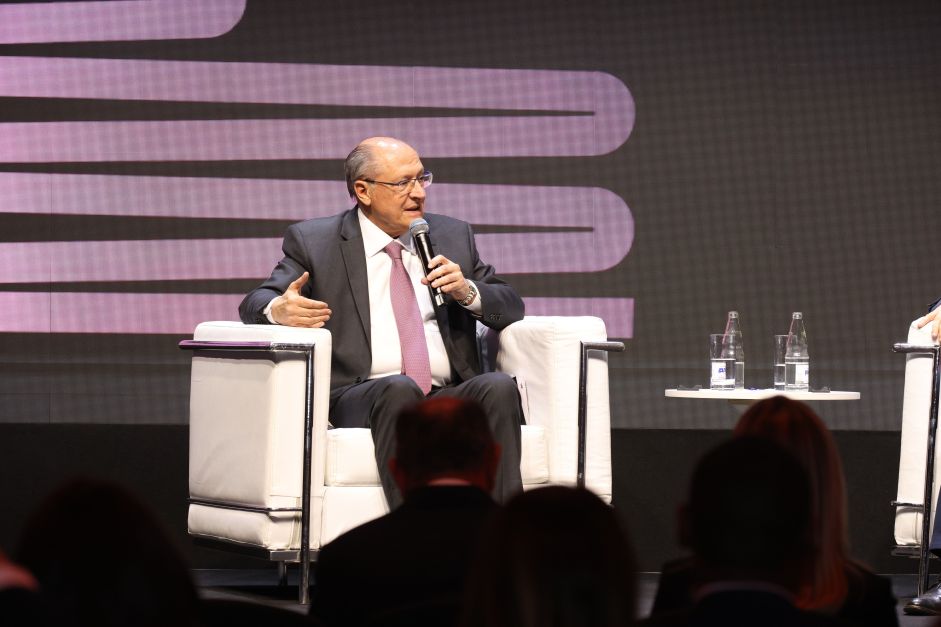 Rigor fiscal é preocupação social, não economicista, diz Alckmin