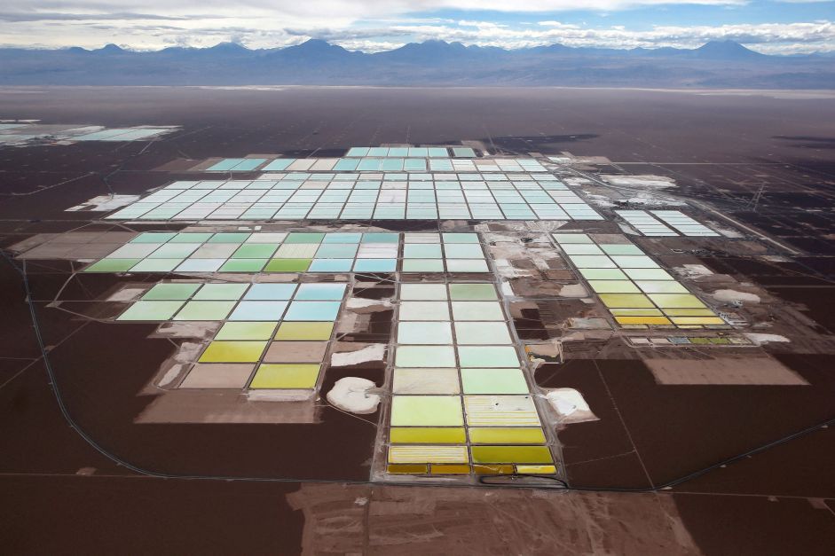 Transição energética: governo assinará acordos por minerais e combustível de aviação no Chile