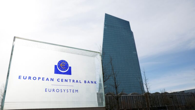 BCE deve esperar até dezembro para próximo corte de juros, diz membro do conselho
