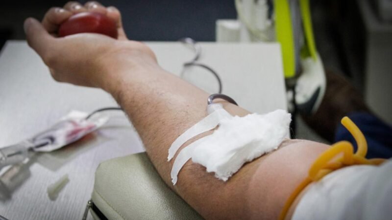 Com baixo estoque, MT Hemocentro convoca população para doar sangue