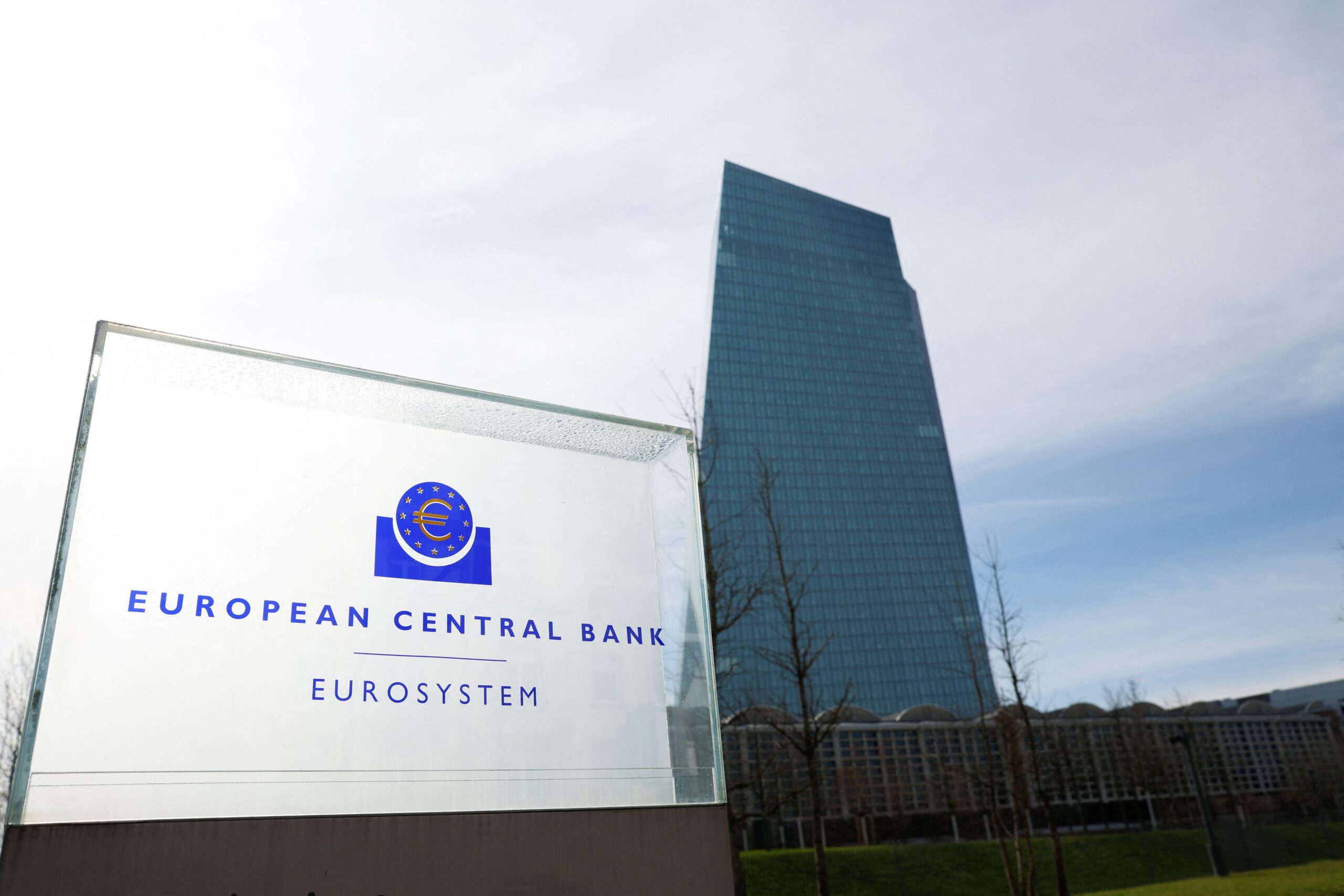 BCE considera possibilidade de corte de 50 pb na próxima reunião