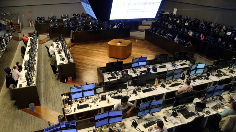 Ibovespa tem pior queda em um dia em quase 2 anos