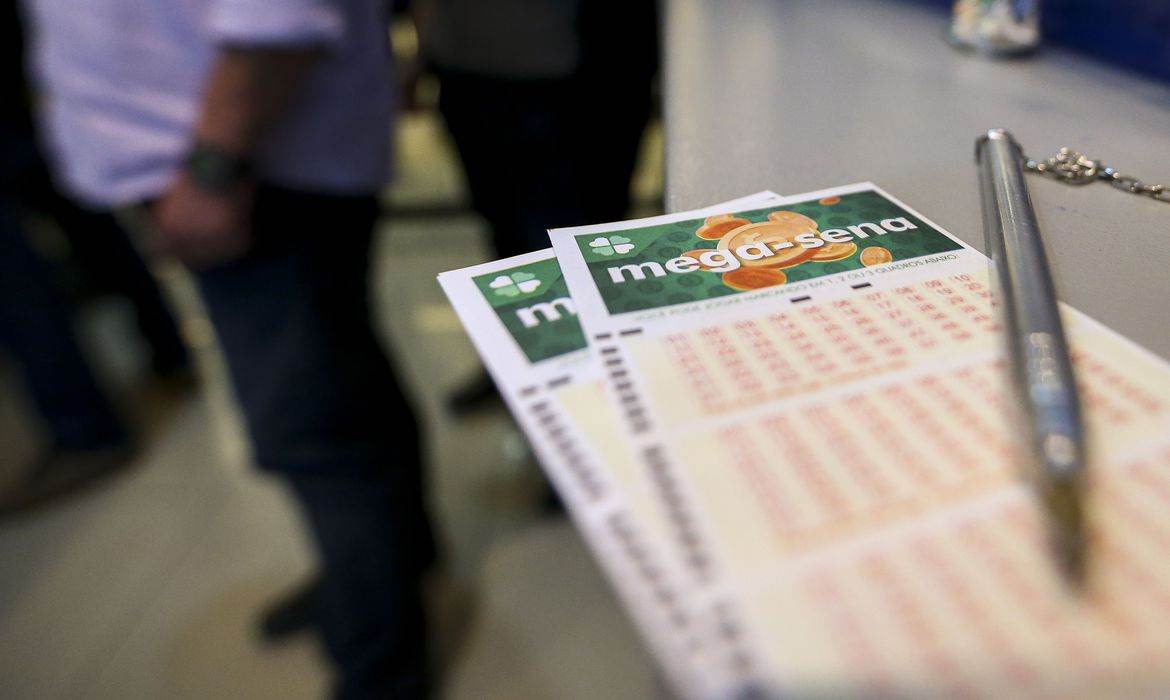 Mega-Sena 2793: veja números sorteados; prêmio é de R$ 124,6 milhões