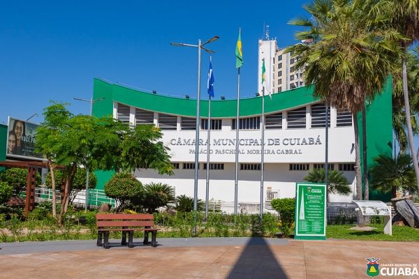 Chico 2000 colhe sugestão do prefeito eleito Abílio Brunini de aumentar cargos na Mesa Diretora da Câmara de Cuiabá