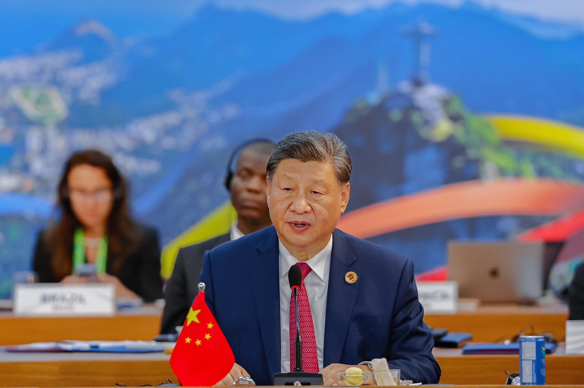 China solicita mais ajuda para pessoas necessitadas em meio a problemas econômicos