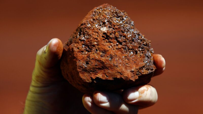 Minério de ferro tem ganho semanal com expectativa de demanda da China