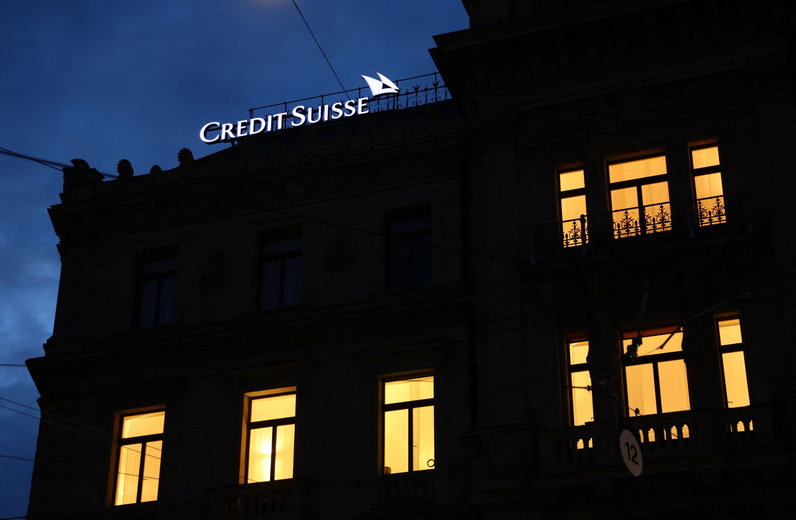 Credit Suisse é fiscalizado no Reino Unido por trocas de informação pelo WhatsApp
