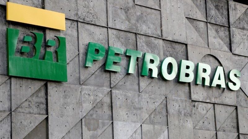 Petrobras eleva em 8% preço médio do querosene de aviação a distribuidoras