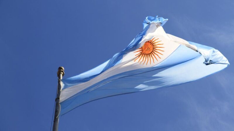 FMI diz que economia da Argentina está se recuperando “fortemente“