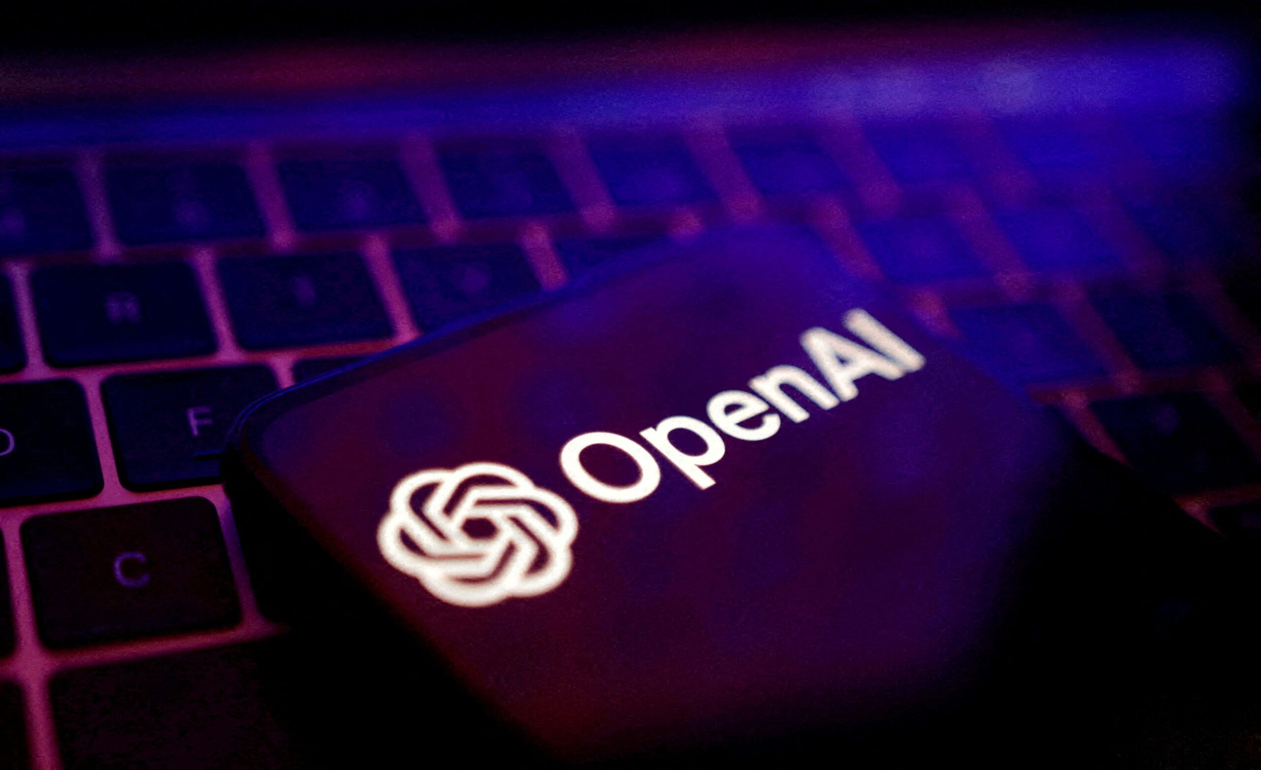 OpenAI suspeita que DeepSeek usou seu modelo para treinamento