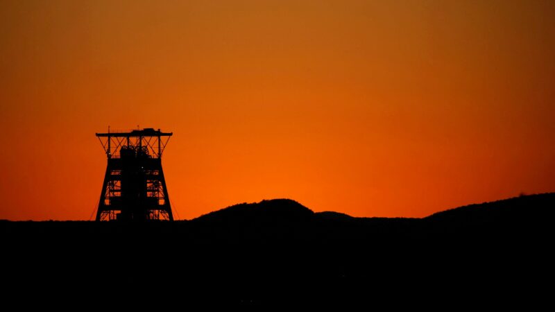 Anglo American tem prejuízo maior do que o esperado em 2024