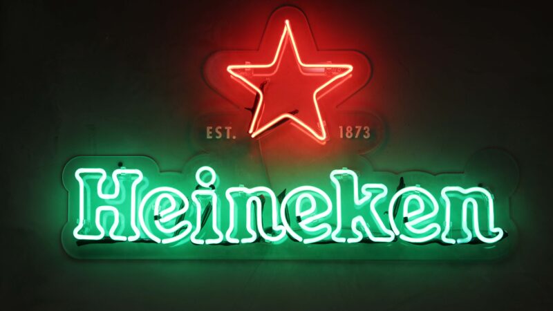Heineken tem lucro líquido abaixo do esperado em 2024