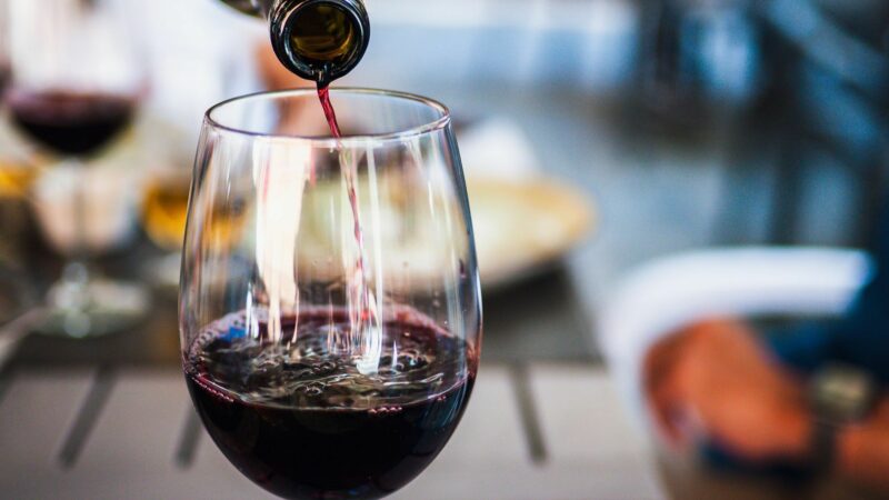 As alternativas para os americanos dribarem tarifa sob vinhos europeus