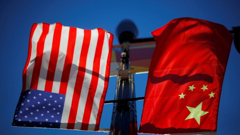 Termina prazo de Trump para China recuar em tarifas retaliatórias