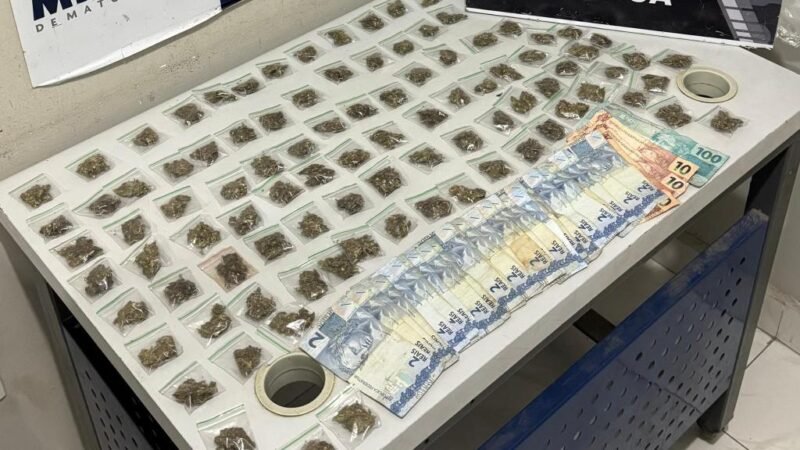 Força Tática apreende adolescente com 96 porções de maconha