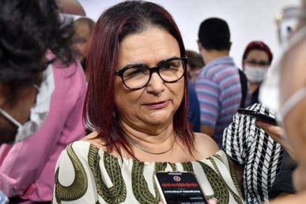 Juíza envia ao TJ ação contra Rosa Neide e empresário por suposto desvio na Seduc