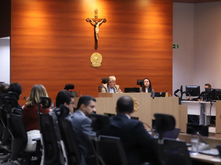 Grupo de Estudos da Magistratura se reúne com foco em inovação, técnica e cooperação jurídica