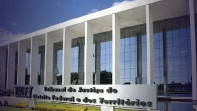 Motorista embriagado que bateu em viatura do BOPE é condenado no DF