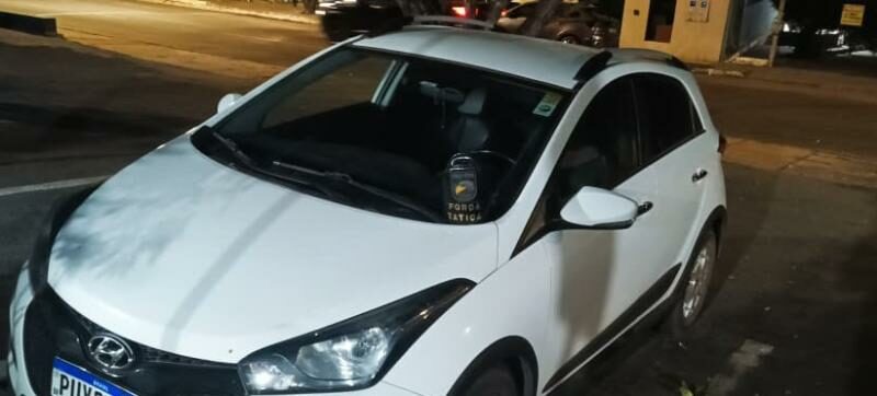 Força Tática recupera veículo roubado escondido em região de mata em Rondonópolis