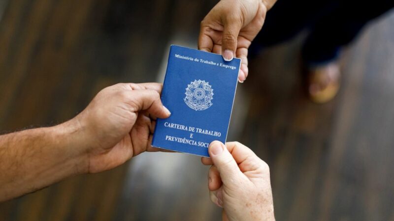 Sine tem mais de 400 vagas de emprego com salários que chegam a R$ 7 mil