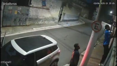 Ex-jogador do Cuiabá chuta portão, tenta invadir casa e ameaça namorada e familiares