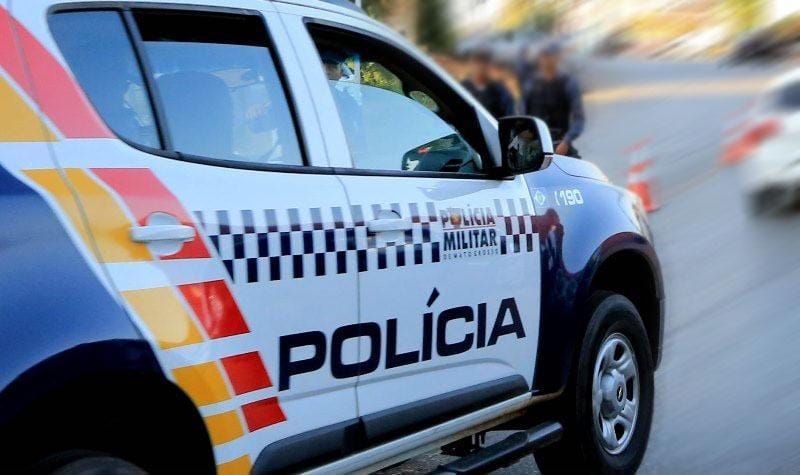 Mulher haitiana é atacada a golpes de facão em distrito de Cuiabá; agressor é preso