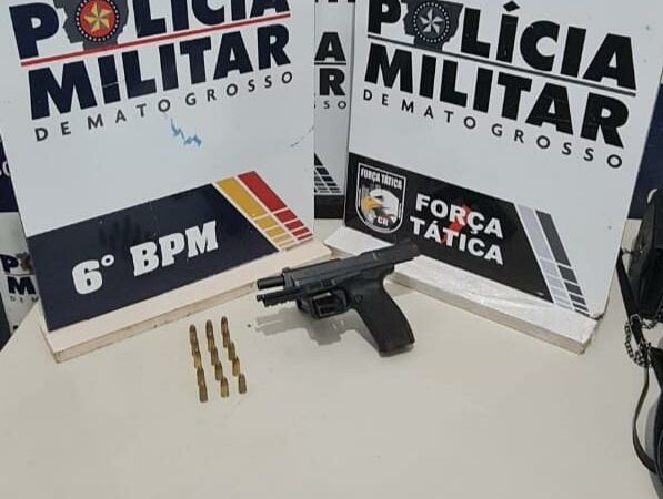 PM detém integrantes de facção criminosa com arma de fogo e munições