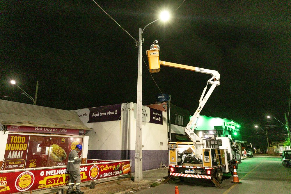 Prefeitura inicia instalação das lâmpadas de LED pelo programa MT Iluminado