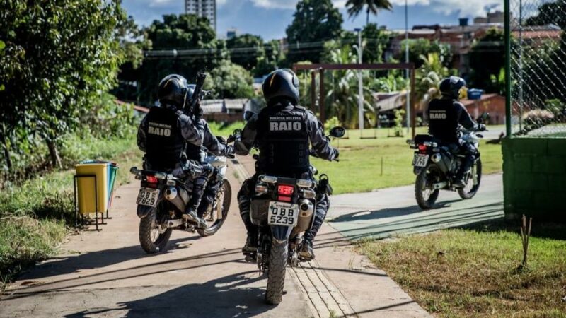 Polícia Militar apreende cocaína escondida em residência e prende dois por tráfico de drogas em VG
