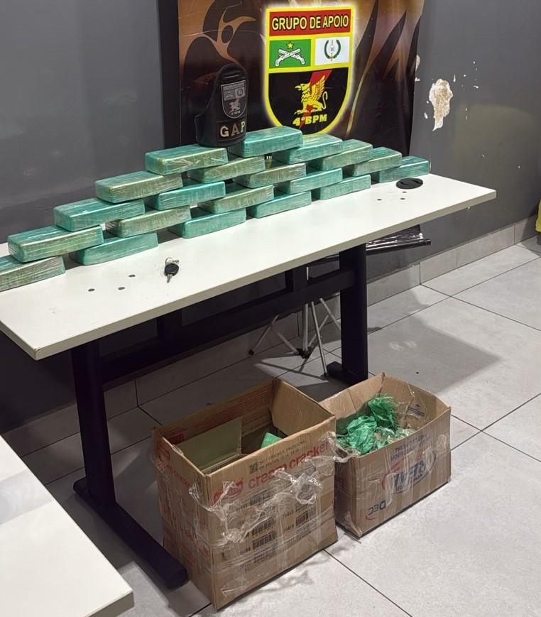 Polícia Militar apreende 31 tabletes de pasta base de cocaína em Várzea Grande