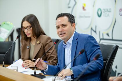 CCJR aprova oito matérias durante 83ª reunião extraordinária híbrida