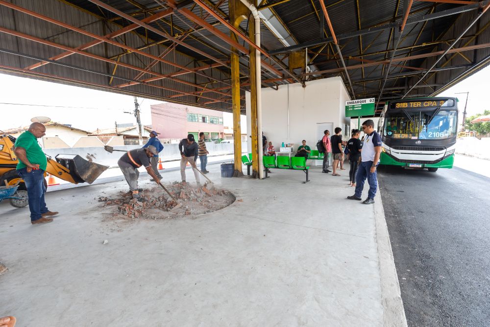 Obras no Terminal do CPA 3 melhoram acesso e circulação de ônibus e de passageiros