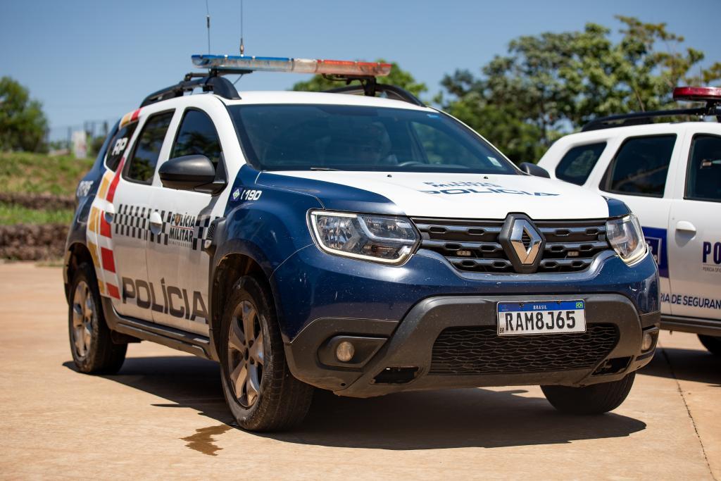 Polícia Militar prende homem por agredir e ameaçar a namorada em Nova Mutum