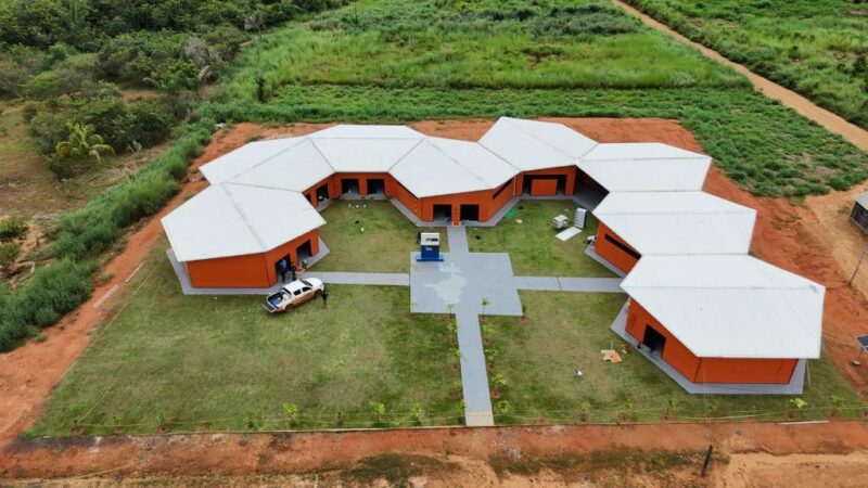Governo de Mato Grosso inaugura nova escola indígena na Terra Indígena Wawi em Querência