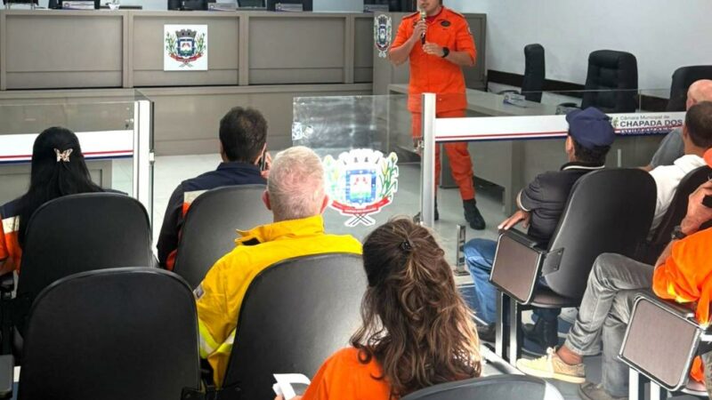 Corpo de Bombeiros alinha estratégias para reforçar ações de prevenção em Chapada dos Guimarães