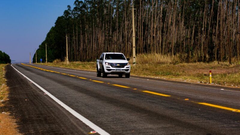 Governo licita R$ 410,2 milhões em obras de infraestrutura em 13 cidades de MT