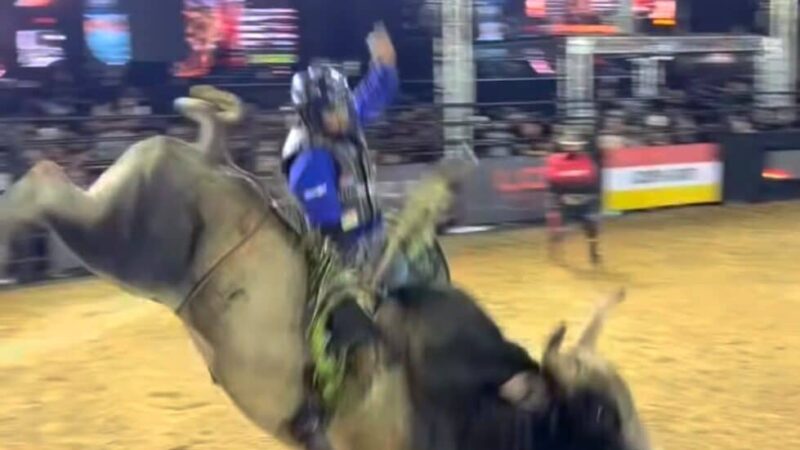 Alex Oliveira vence PBR Grand Rodeo em Sorriso e fatura R$ 250 mil